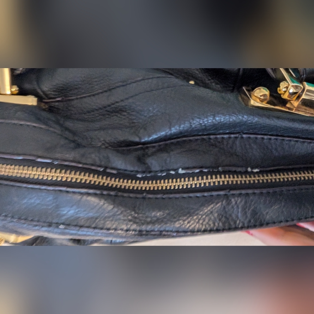 B. Makowsky *vintage* Black Leather Shoulder Bag - Picture 5 of 12